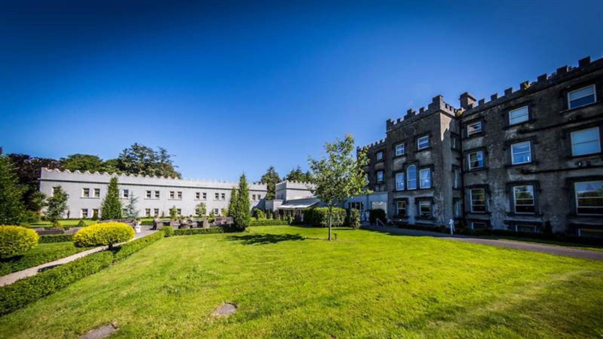 Ballyseede Castle 트롤리 외부 사진